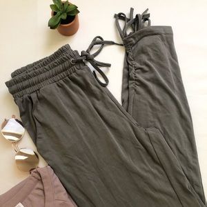 Splendid sandwashed leggings XS